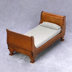 1:12 Scale Maroon Vintage Single Bed Dollhouse Accessory