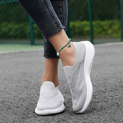 Breathable Flying Woven Shoes Lightweight Non Slip Running Sneakers