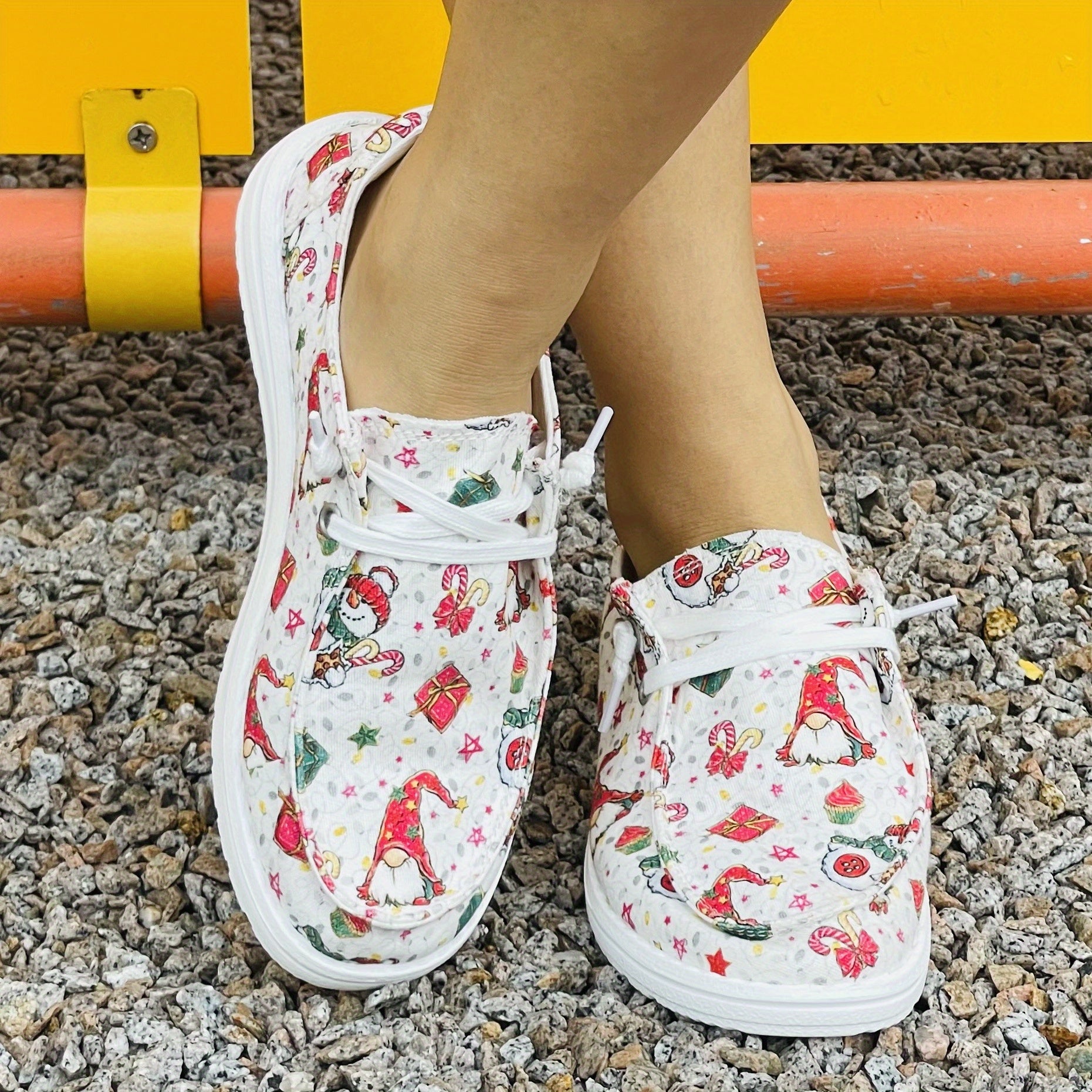 Women's Christmas Santa Claus Lace Up Canvas Shoes