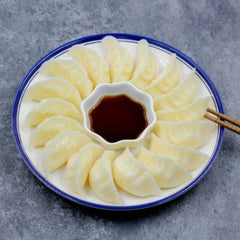 2pcs Realistic Dumpling Models for Party Decor and Restaurant Display