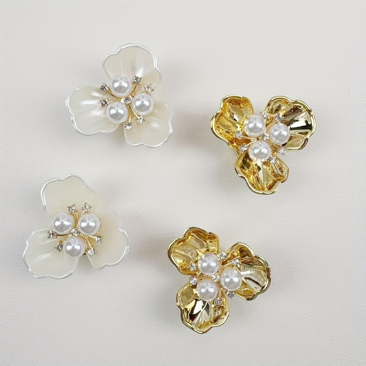 2pcs Floral Shirt Button Covers Rhinestone & Faux Decor Copper Base