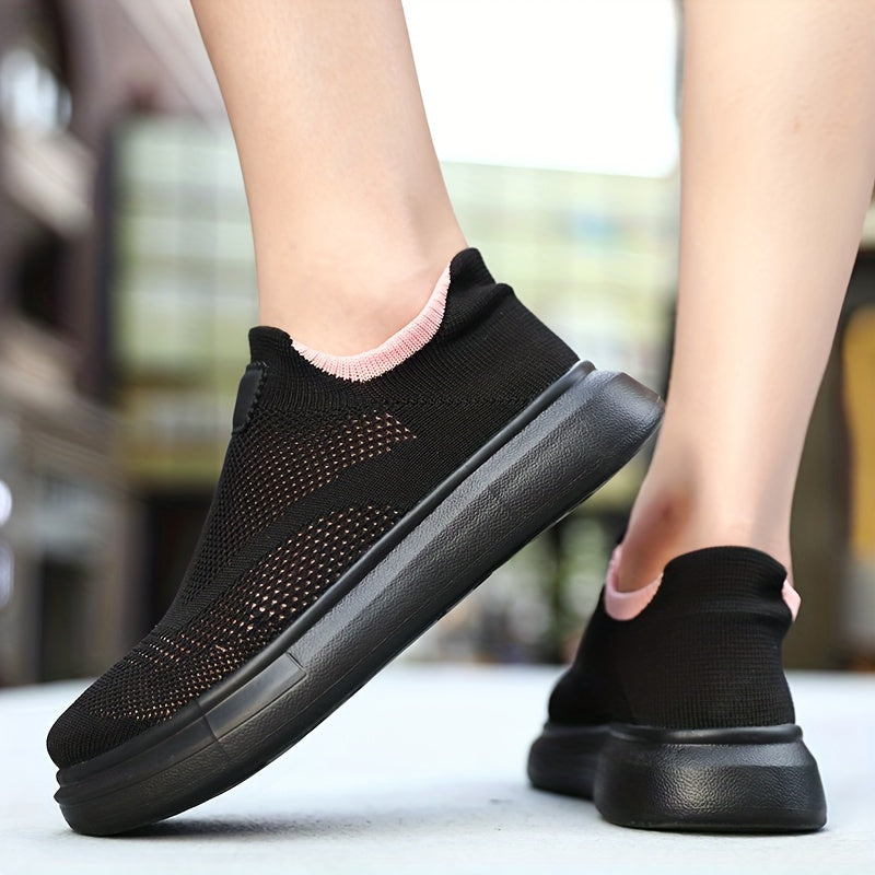 Women's Breathable Slip On Sneakers Lightweight Low Top Shoes