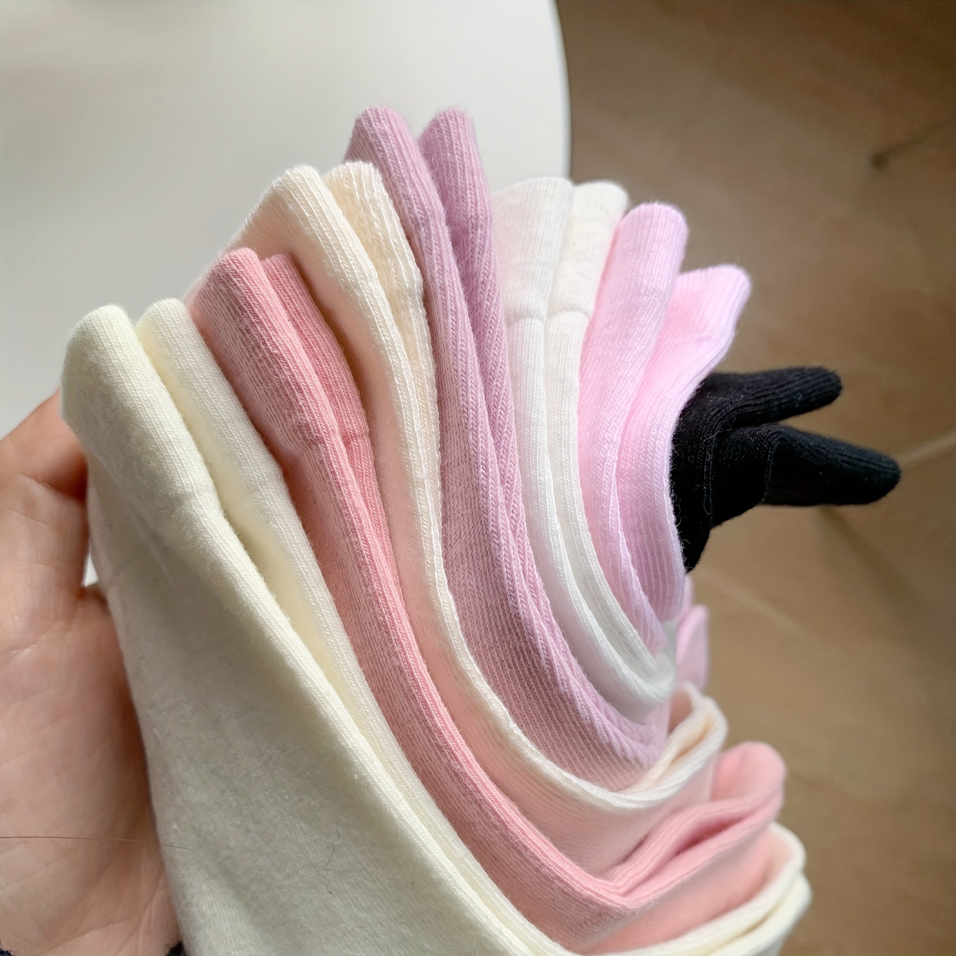 7 Pairs Solid Crew Socks Comfy & Breathable Mid Tube Women's Stockings