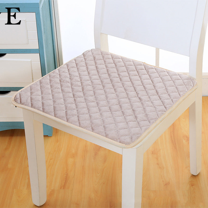 Quilted Embroidery Chair Cushion Soft and Comfortable Meal Cushion