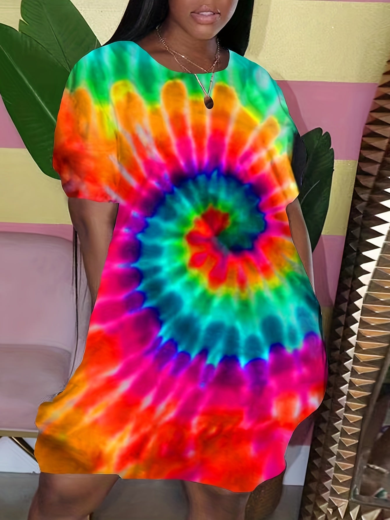  Tie Dye Short Sleeve Round Neck Dress
