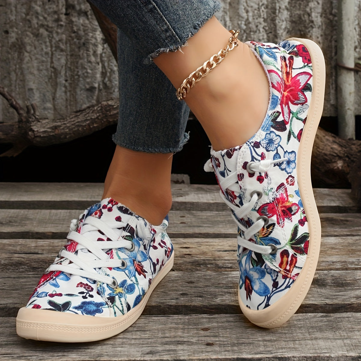 Women's Flower Pattern Canvas Lace-Up Sneakers
