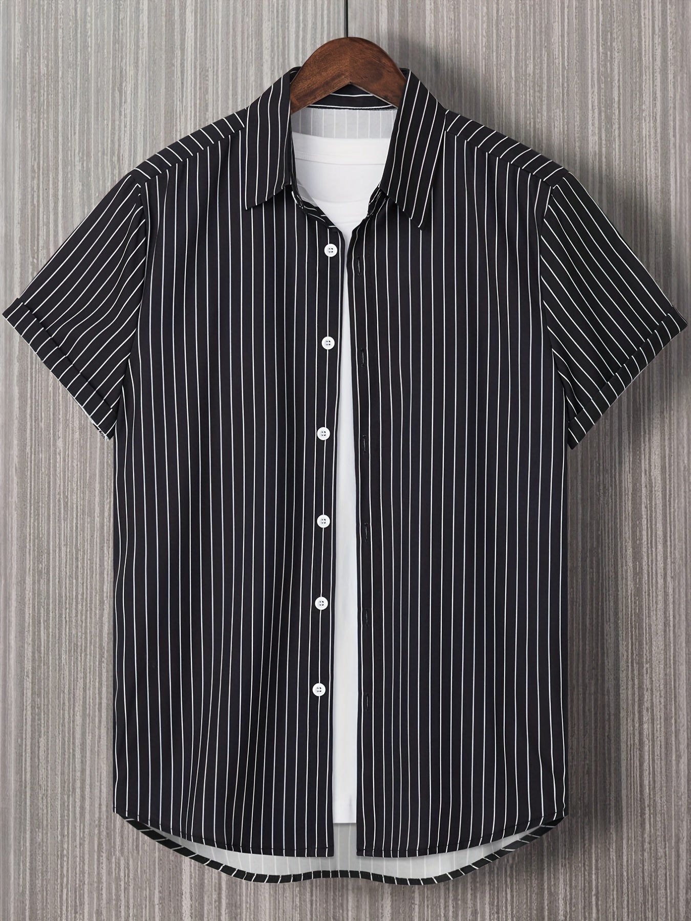Vertical Stripe Print Men's Casual Short Sleeve Shirt