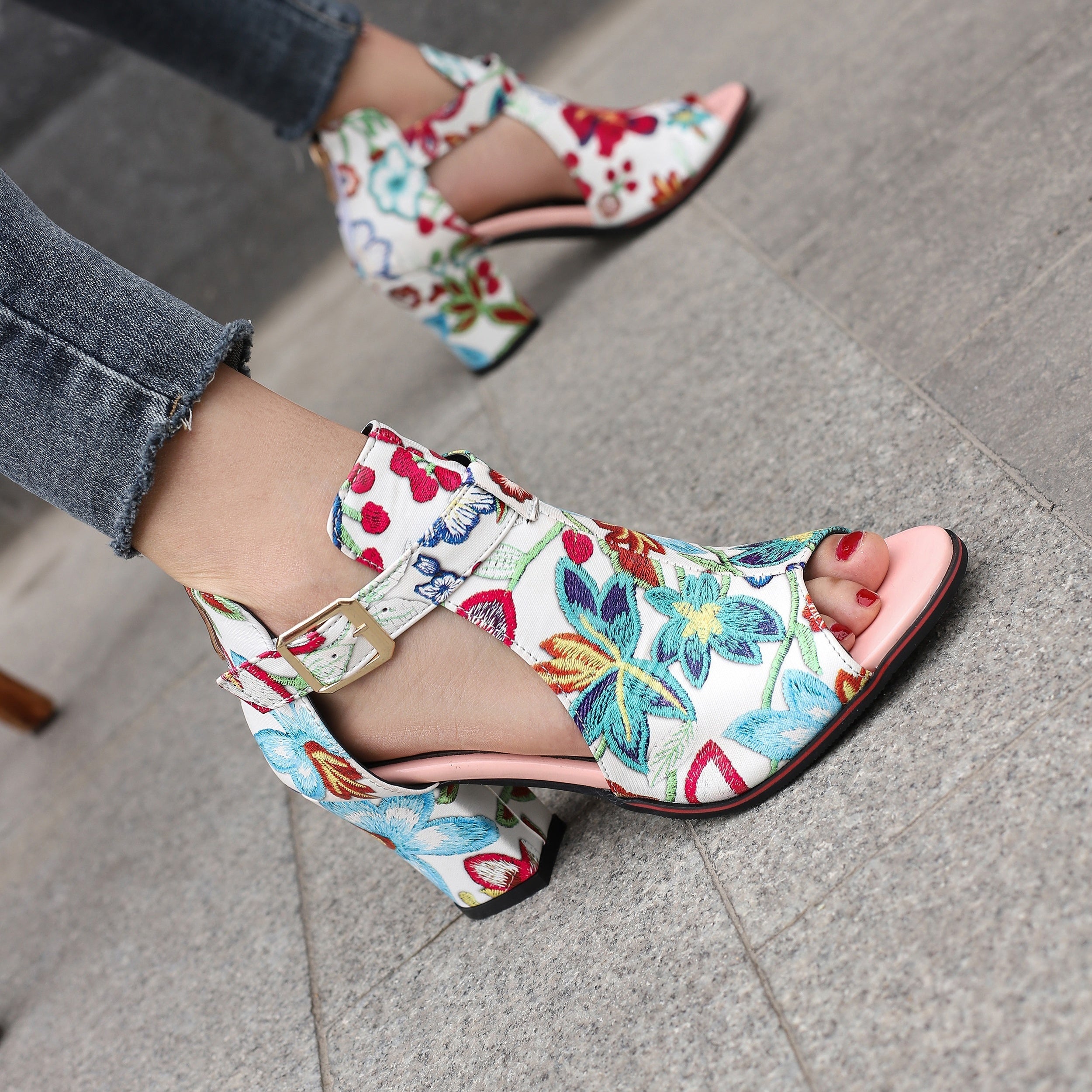 Flower Pattern Block Heels Comfortable Open Toe Sandals