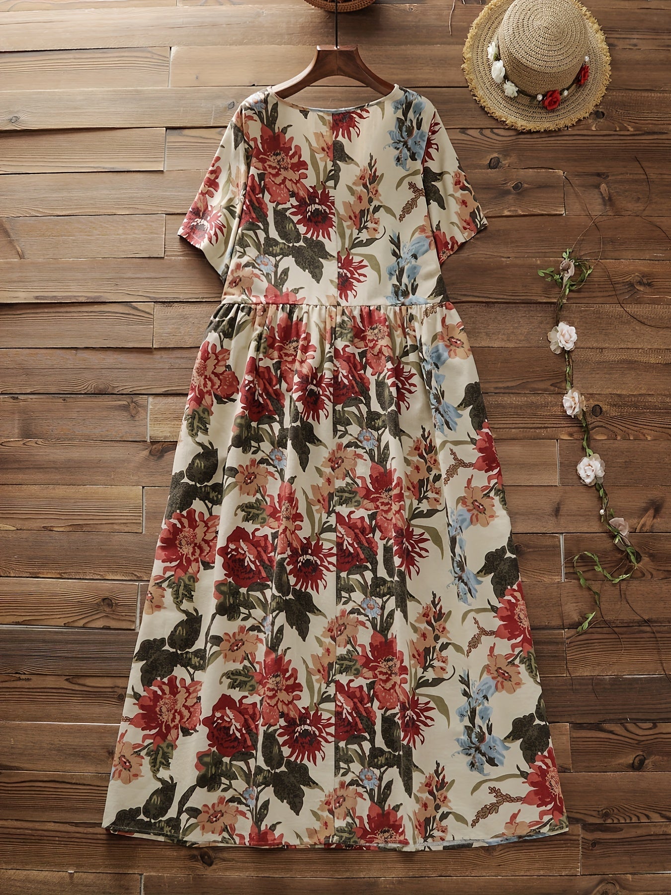  Floral Print Short Sleeve Round Neck Dress