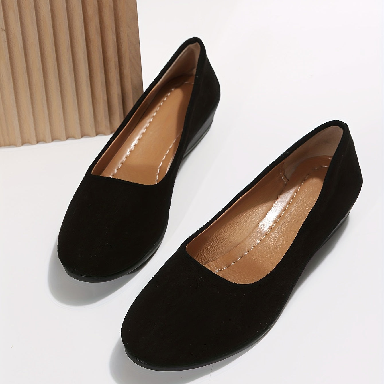 Women's Comfy Solid Round Toe Slip On Loafers - Anti skid Heels