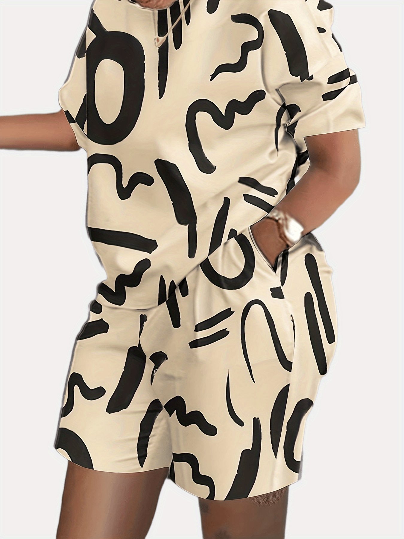 Casual Printed Two piece Set Crew Neck Short Sleeve Tops & Comfy Shorts