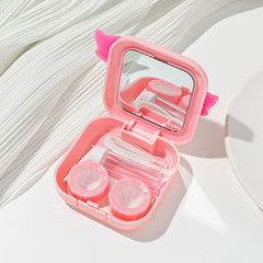 Women's Minimalist Lens Case - On-the-go Storage Solution
