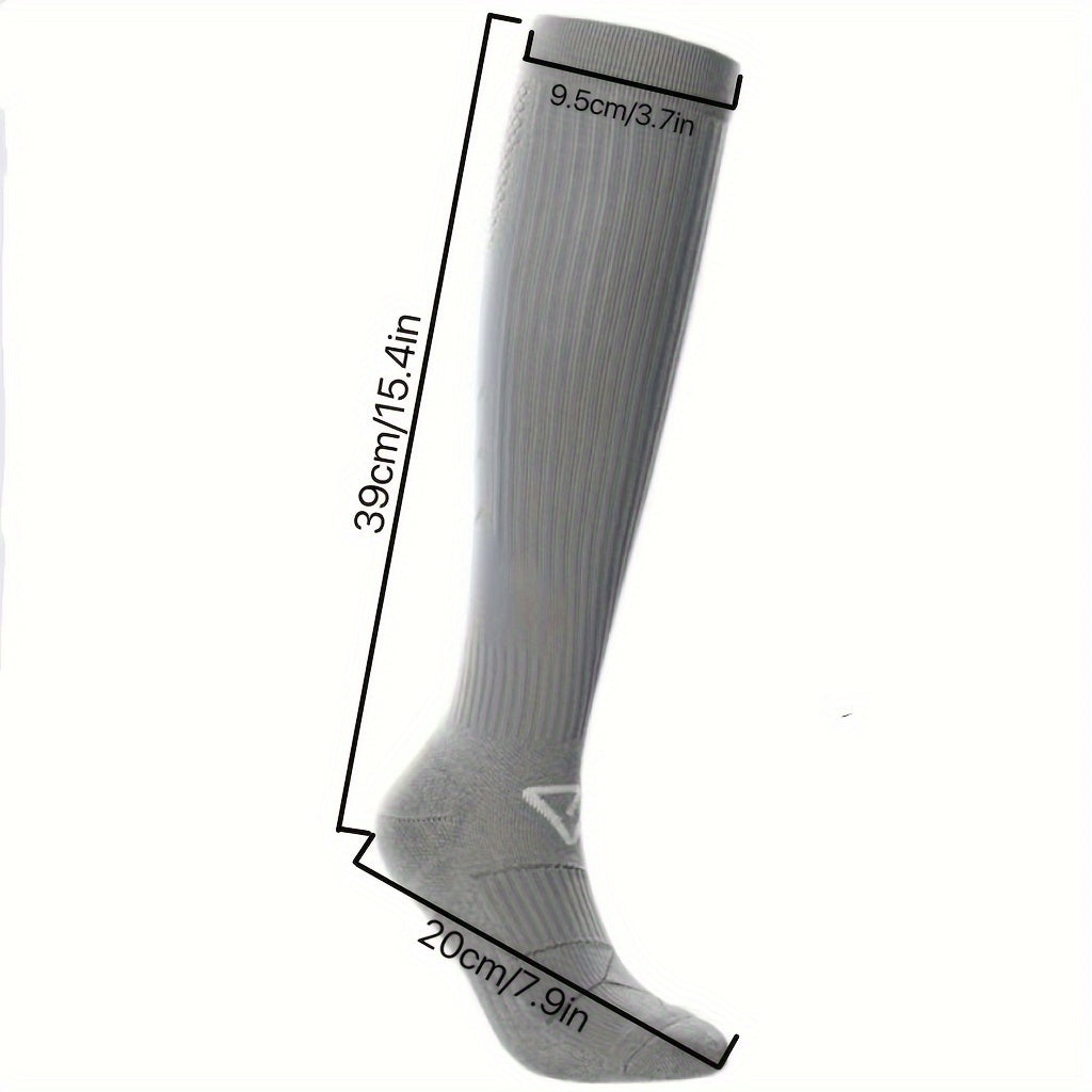 Men's Calf Sport Socks Nylon Blend Breathable Sweat Absorbing Socks