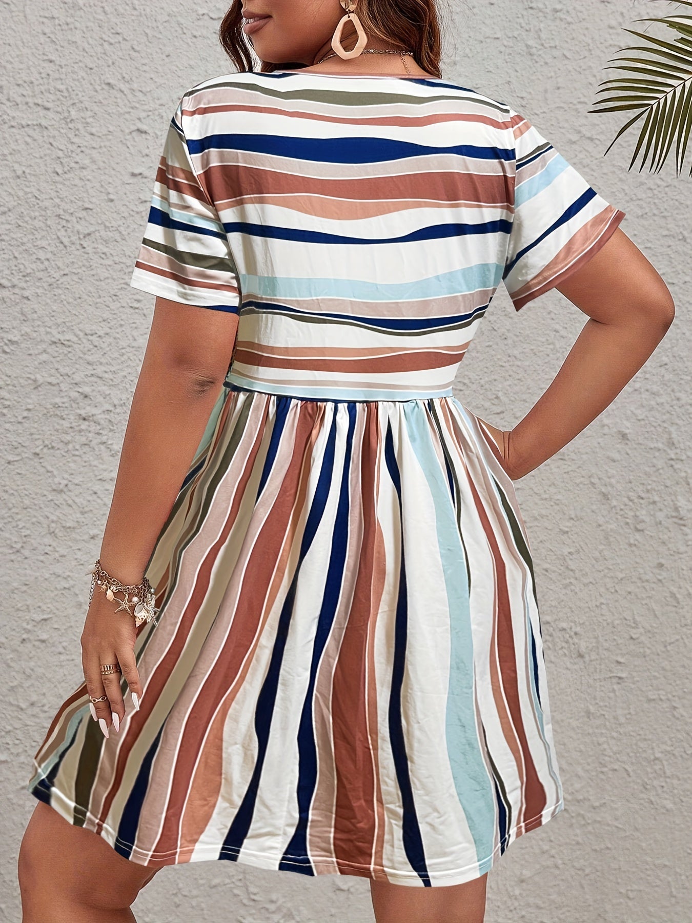 Colorblock Stripe Print Short Sleeve Round Neck Mini Dress
