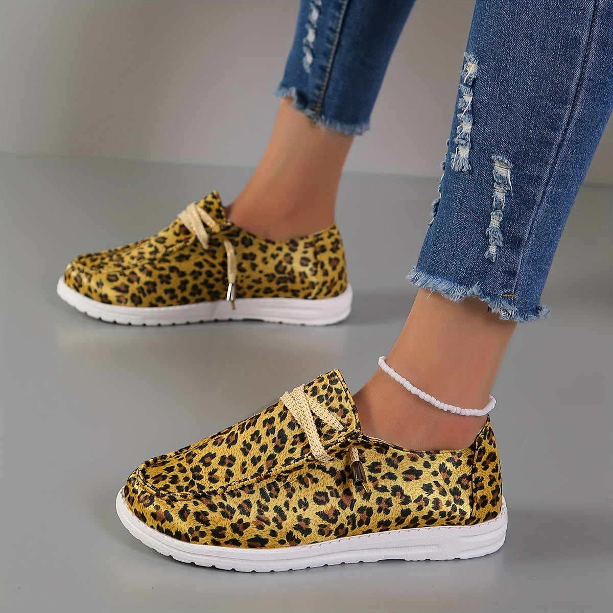Leopard Print Canvas Low Top Lace Up Women's Shoes