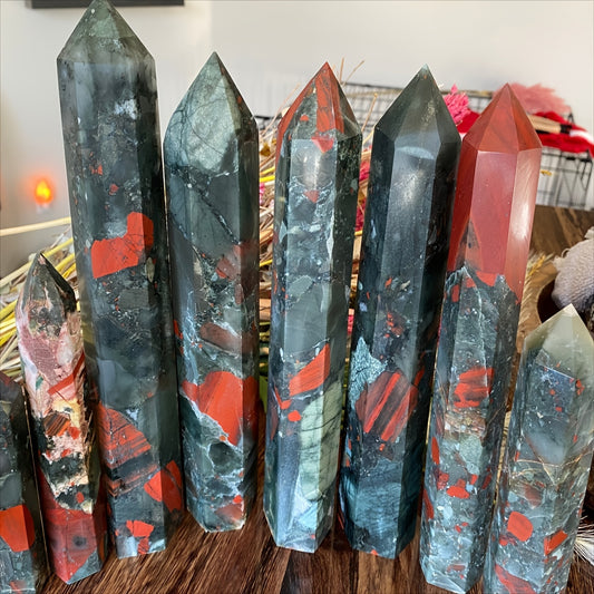 African Bloodstone Dragon's Blood Stone Pillar Tower Decoration