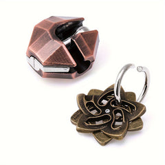 2pcs Classic Metal Puzzle Keychains 3D Brain Teaser High Intelligence Gift