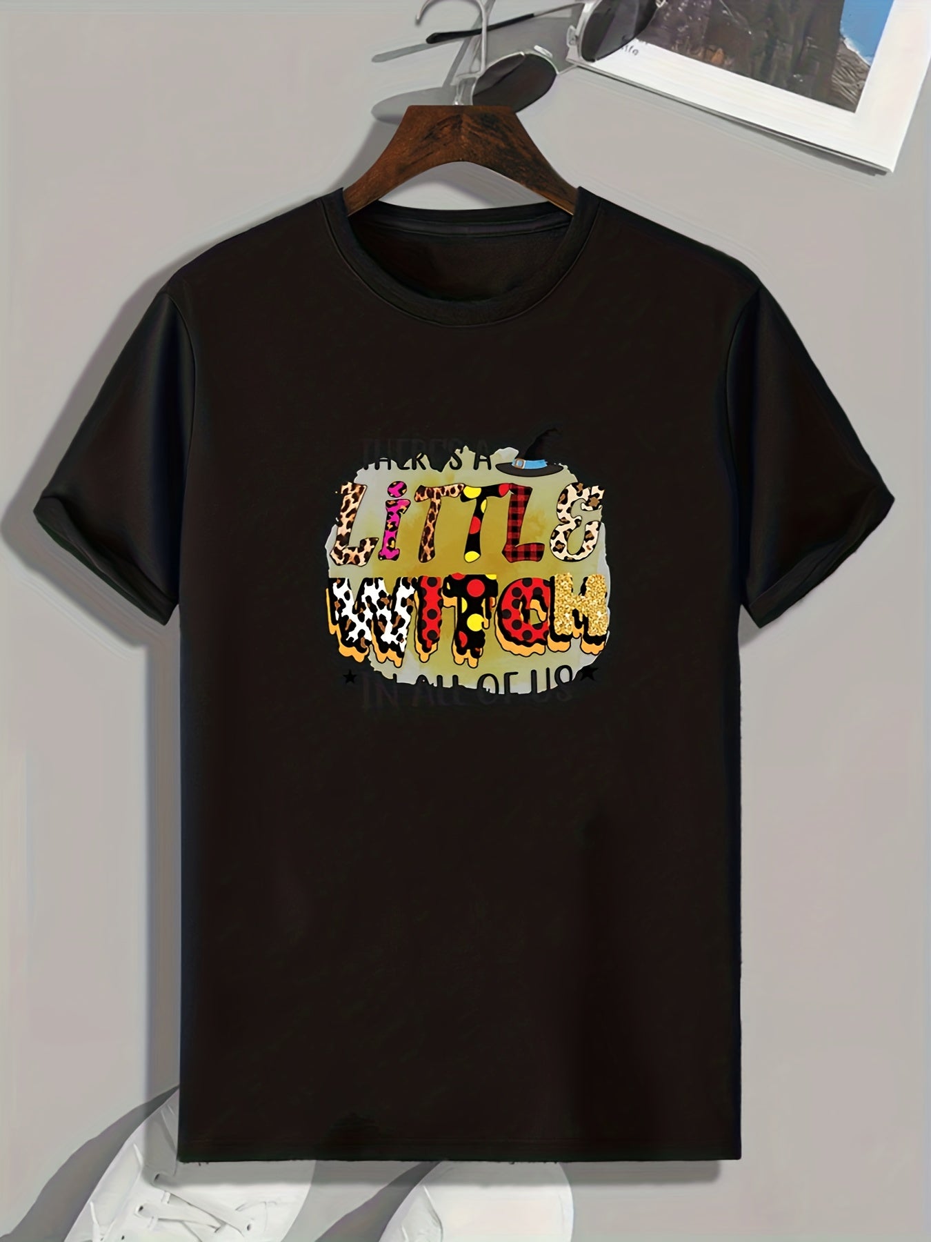 Little Witch Print Men's T-shirt Casual Comfy Tee for Summer