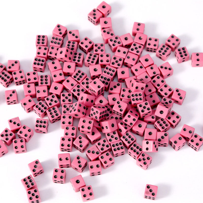 100pcs 8mm 4 Plastic Dice for Parties Chess Games