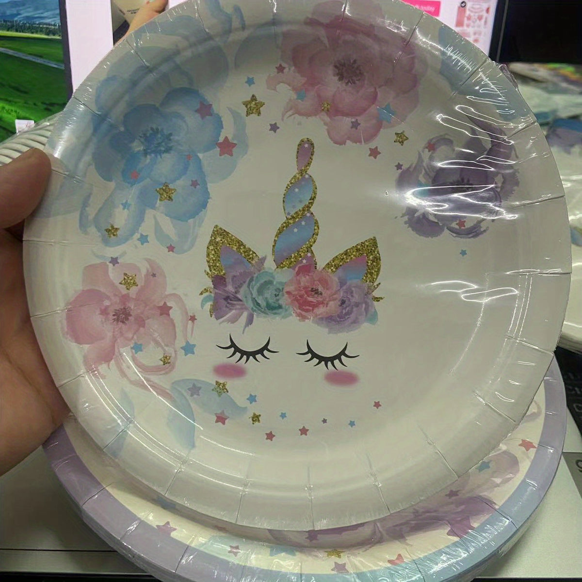 Unicorn Party Supplies 16pcs Plates Cups Napkins Gift