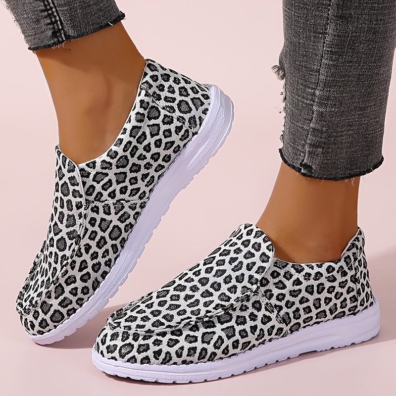Leopard Pattern Canvas Slip On Flat Women's Casual Shoes
