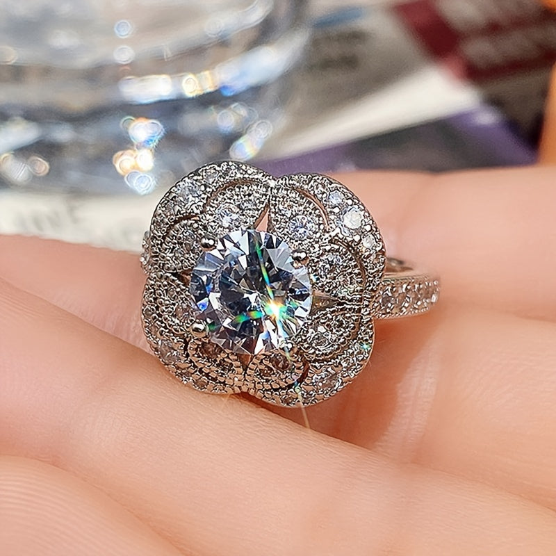 Vintage Flower Zircon Ring Round Zircon Inlaid Ladies Ring