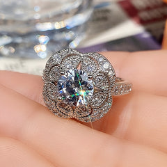 Vintage Flower Zircon Ring Round Zircon Inlaid Ladies Ring