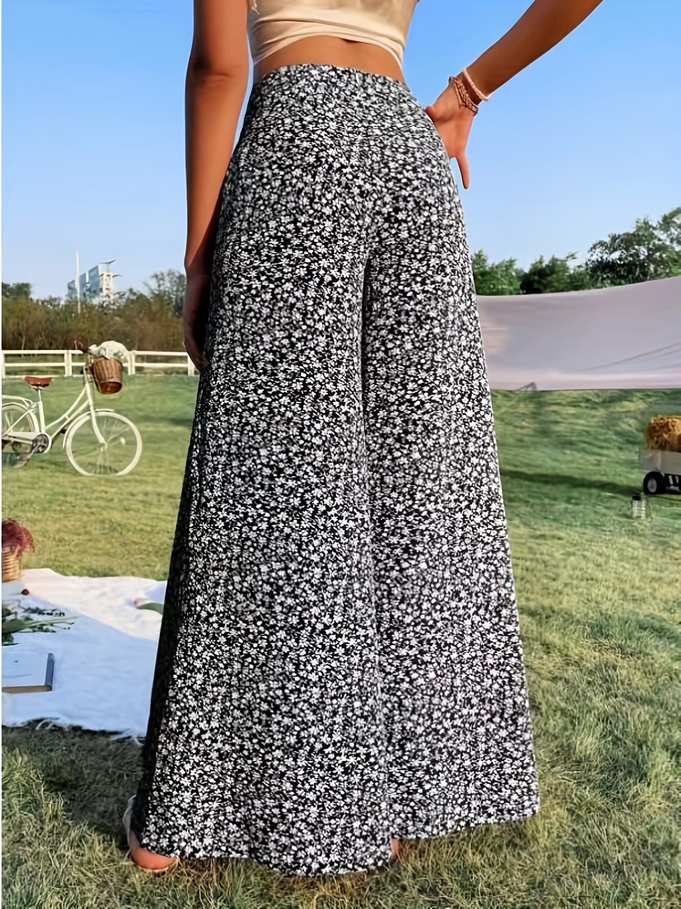 Women's Plus Ditsy Floral Print Wide Leg Trousers