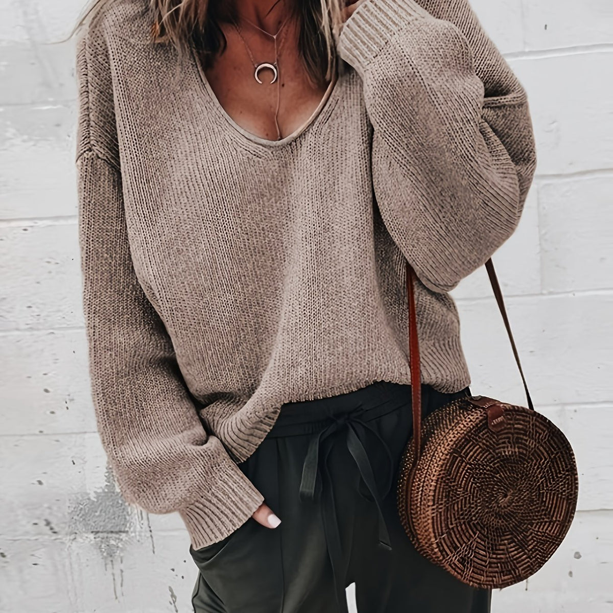  Solid V Neck Long Sleeve Sweater