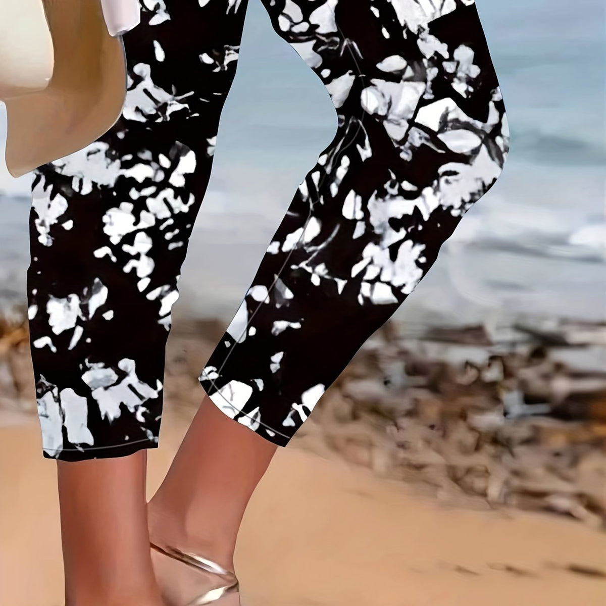  Allover Print Stretch Biker Pants
