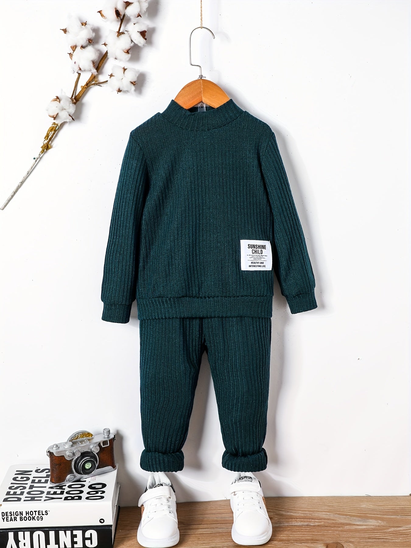 Letter Graphic Print Boys Sweatshirt & Sweatpants Set