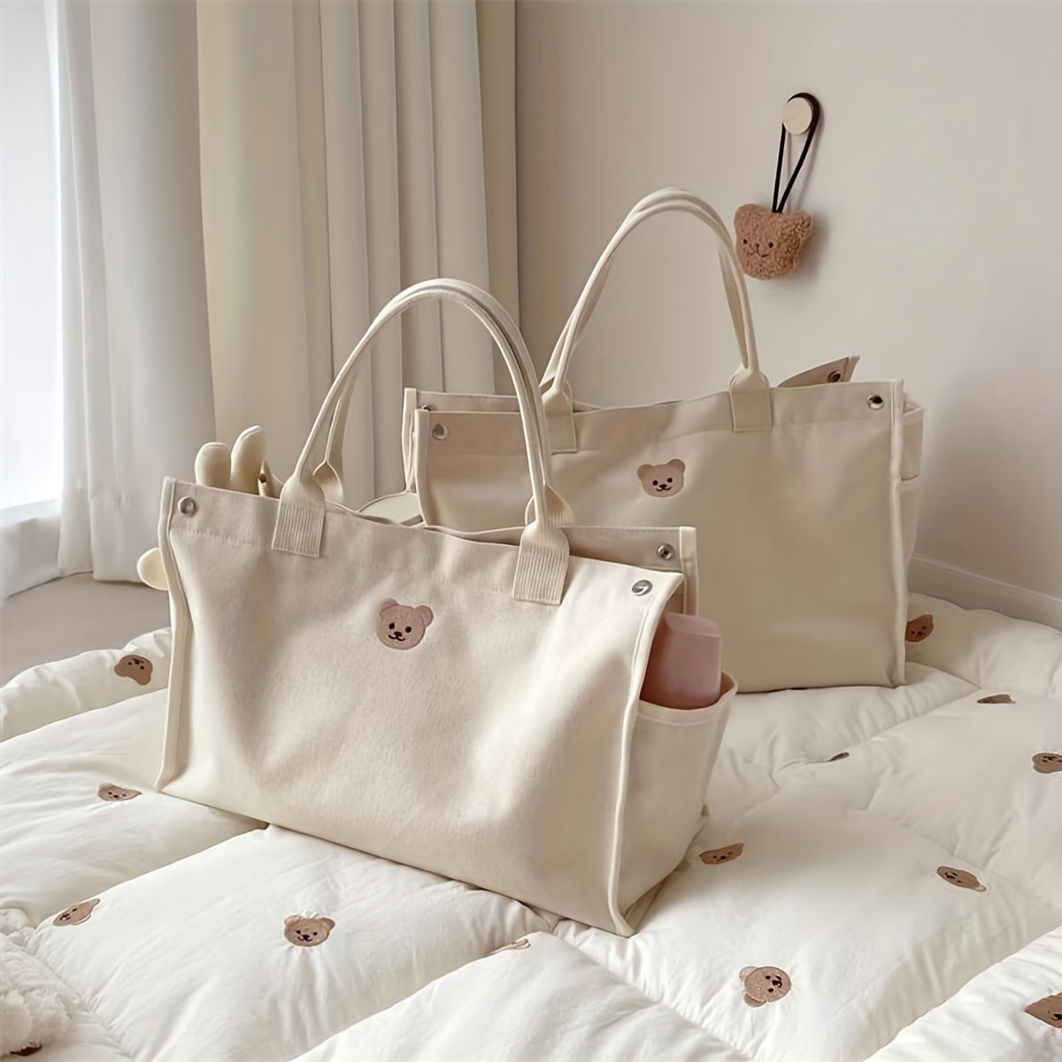 Bear Tote Bag Large Capacity Beige Canvas Handbag for Women