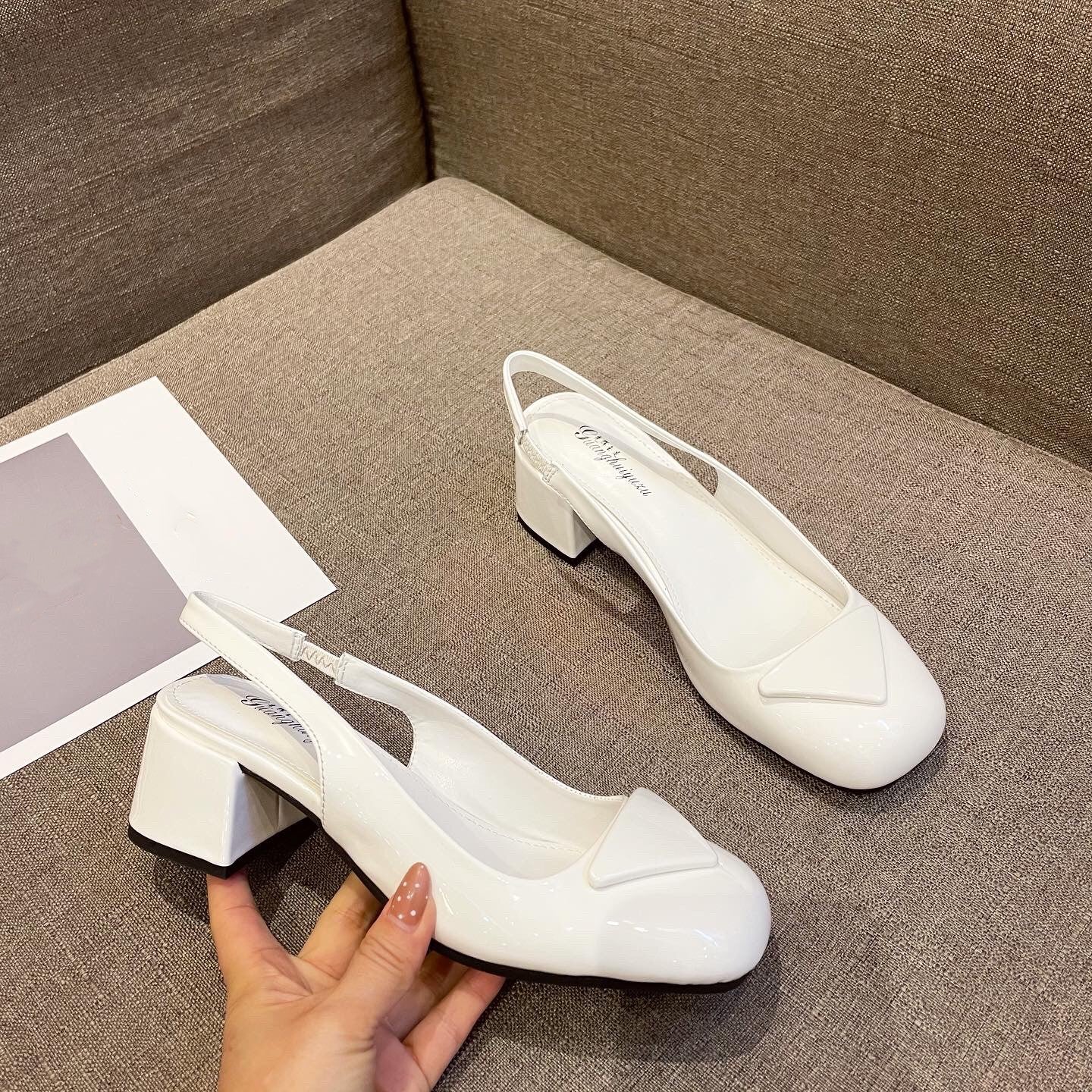 Women's Chunky Heel Slingback Sandals Patent Leather Low Heel Solid