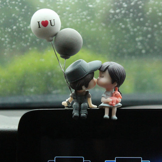 Couple Action Figurines Car Dashboard Decoration