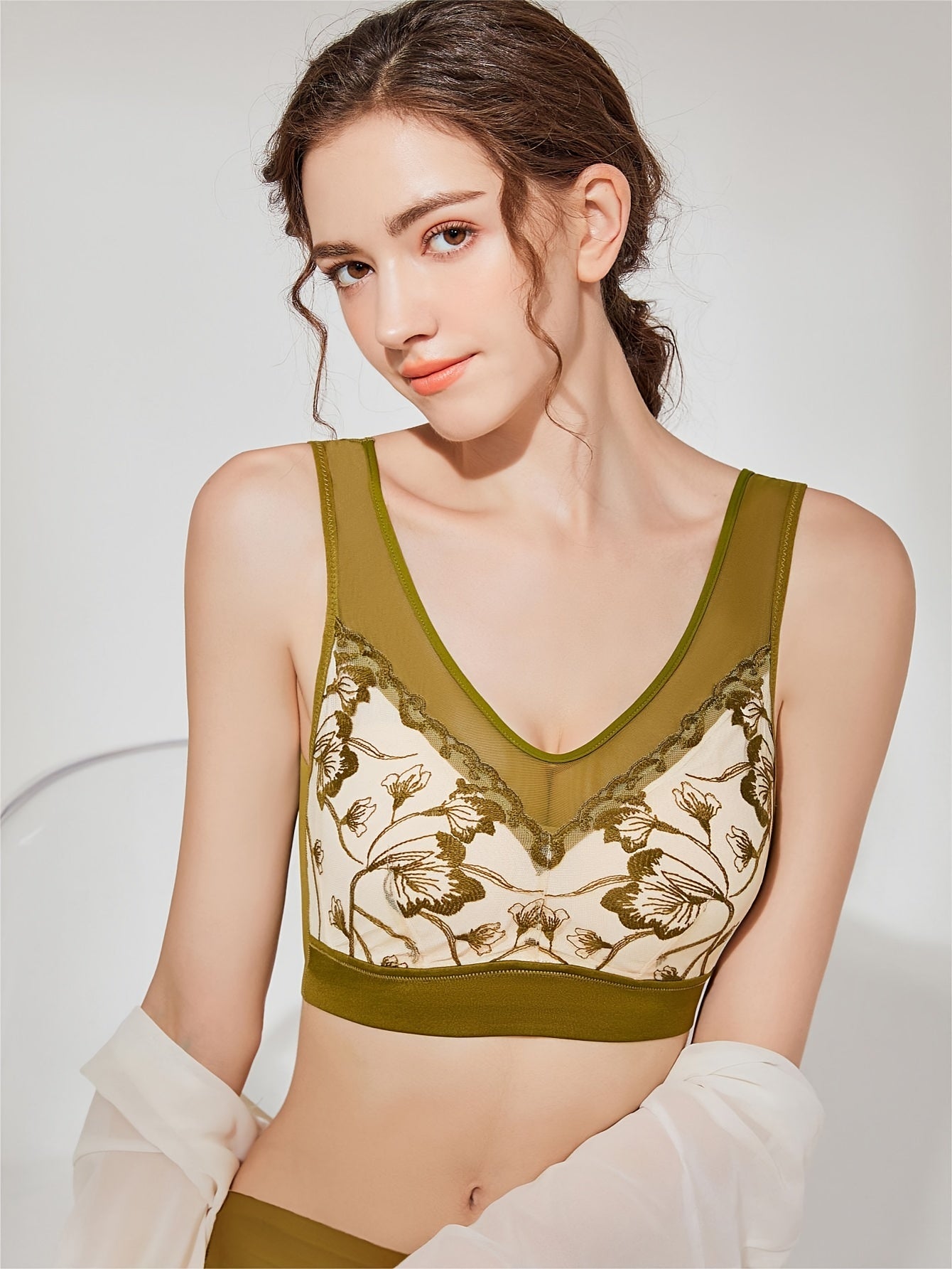 Floral Embroidered Wireless Bra Full Coverage