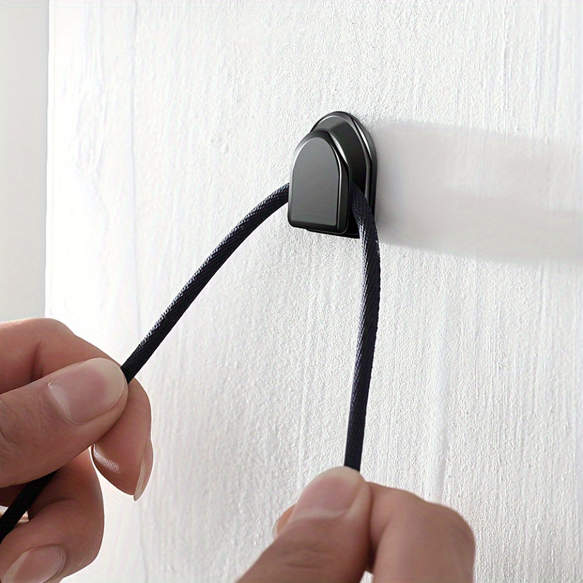1pc Car Mounted Hook Inside And Outside Storage Small Hook