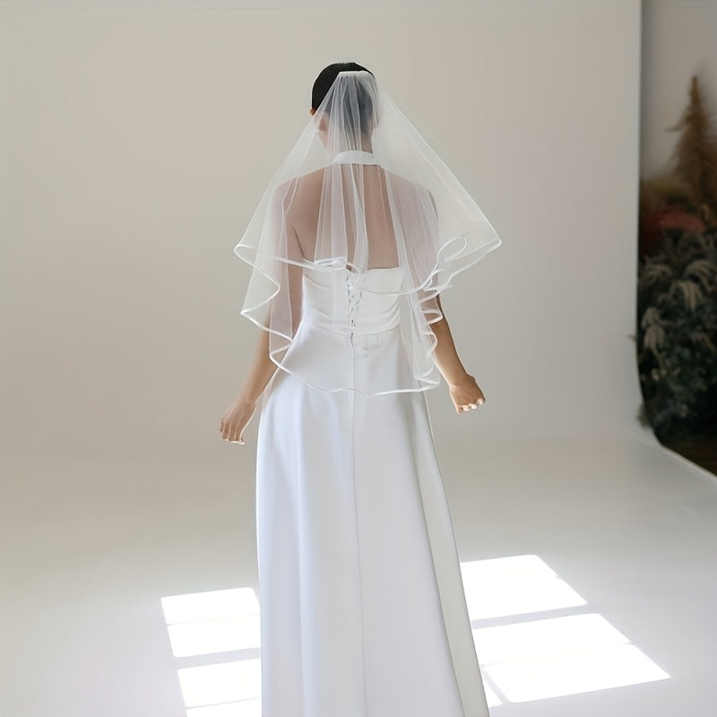 2 Tier Short Floral Lace Bridal Veil for Brides