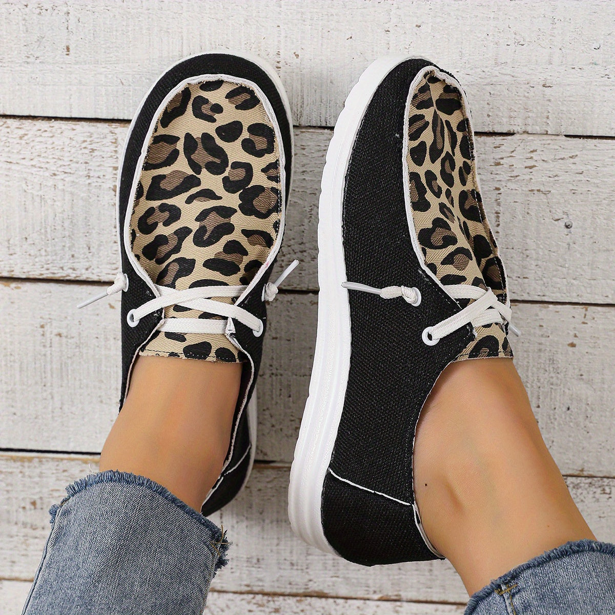 Leopard Print Canvas Lace Up Sneakers Lightweight Walking Shoes