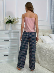 Solid Cami Top & Quatrefoil Print Pants Lounge Set