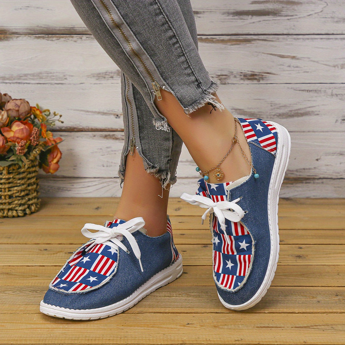 Women's 4th of July Flag Print Canvas Lace Up Low Top Shoes