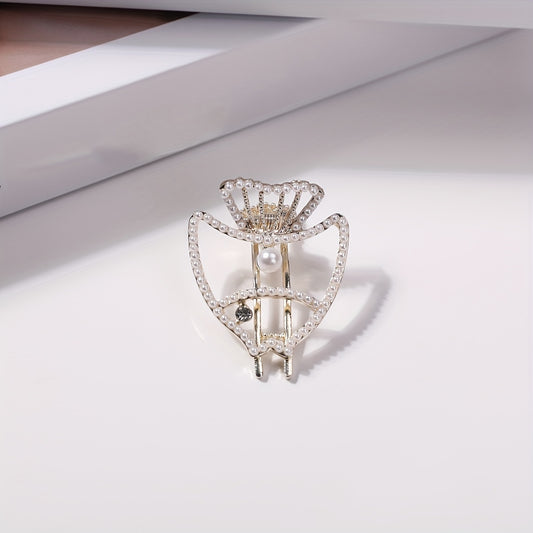 Hollow Fish Shaped Hair Clip with Faux Pearl for Women Girls