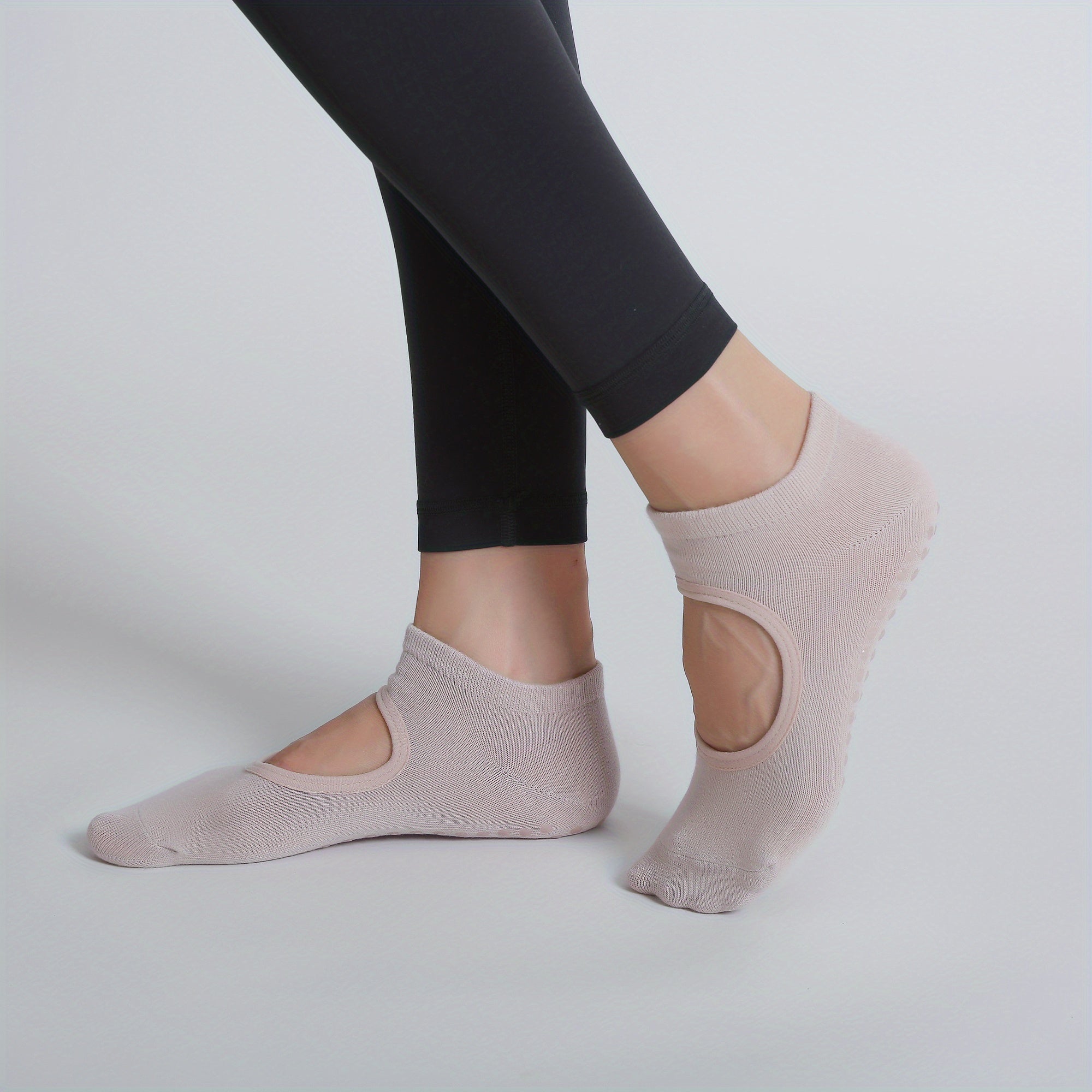 Comfy Non Slip Round Toe Yoga Socks