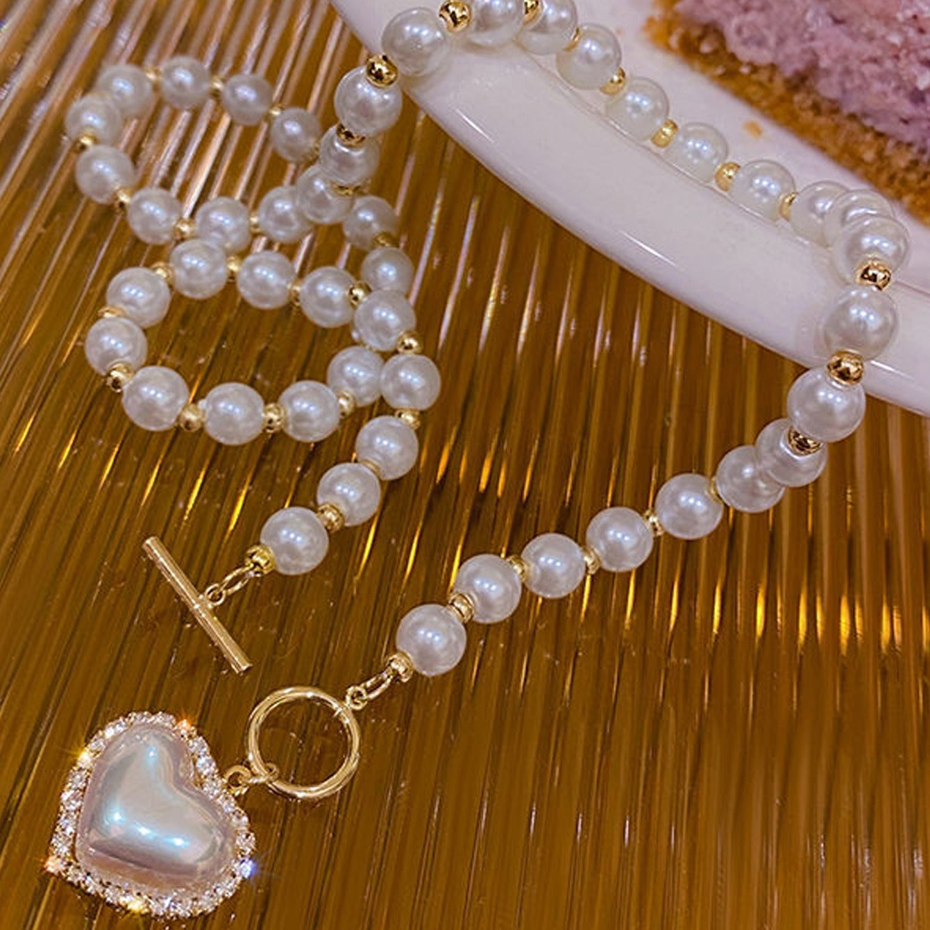 Faux Pearls Beads Necklace Heart Shape Pendant Lovely Neck Jewelry