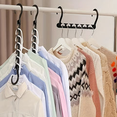 5pcs Folding Windproof Hanger, Space Saving Multifunctional Plastic Hanger