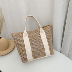 Women's Straw Tote Bag with Zipper Closure - Summer Handbag