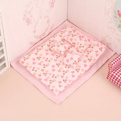 Mini Doll House Model Bedroom Scene Decorative Accessories Bedding Set