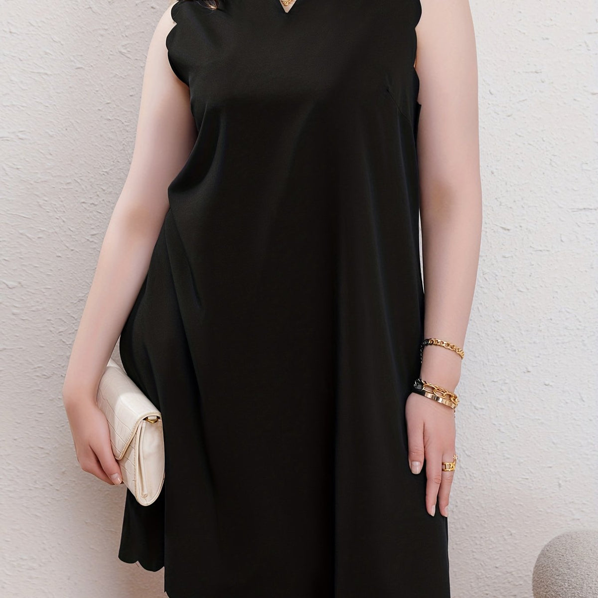  Cap Sleeve Scallop Trim Notched Neck Mini Dress