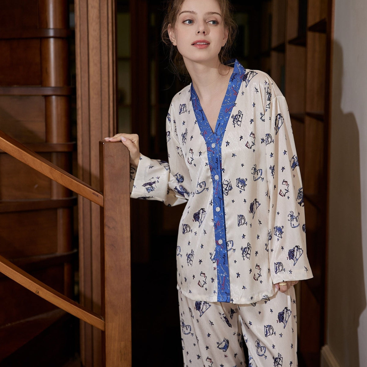 Constellation Print Pajama Set Long Sleeve Top & Elastic Waistband Pants