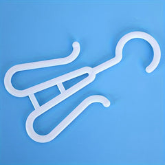 Portable Wig Hanger with Reinforced Hooks