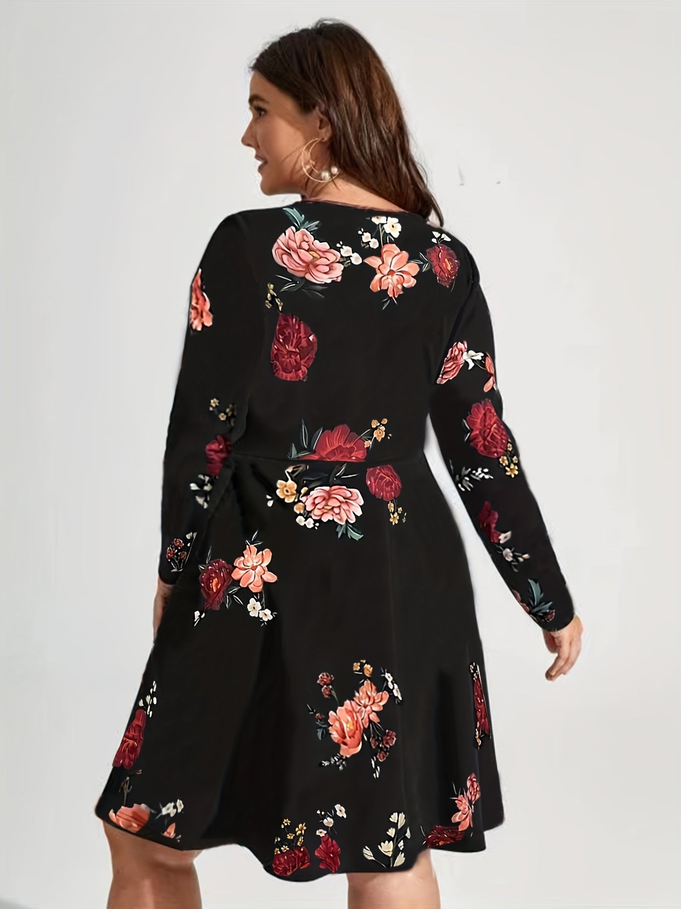  Floral Print Long Sleeve V Neck Dress